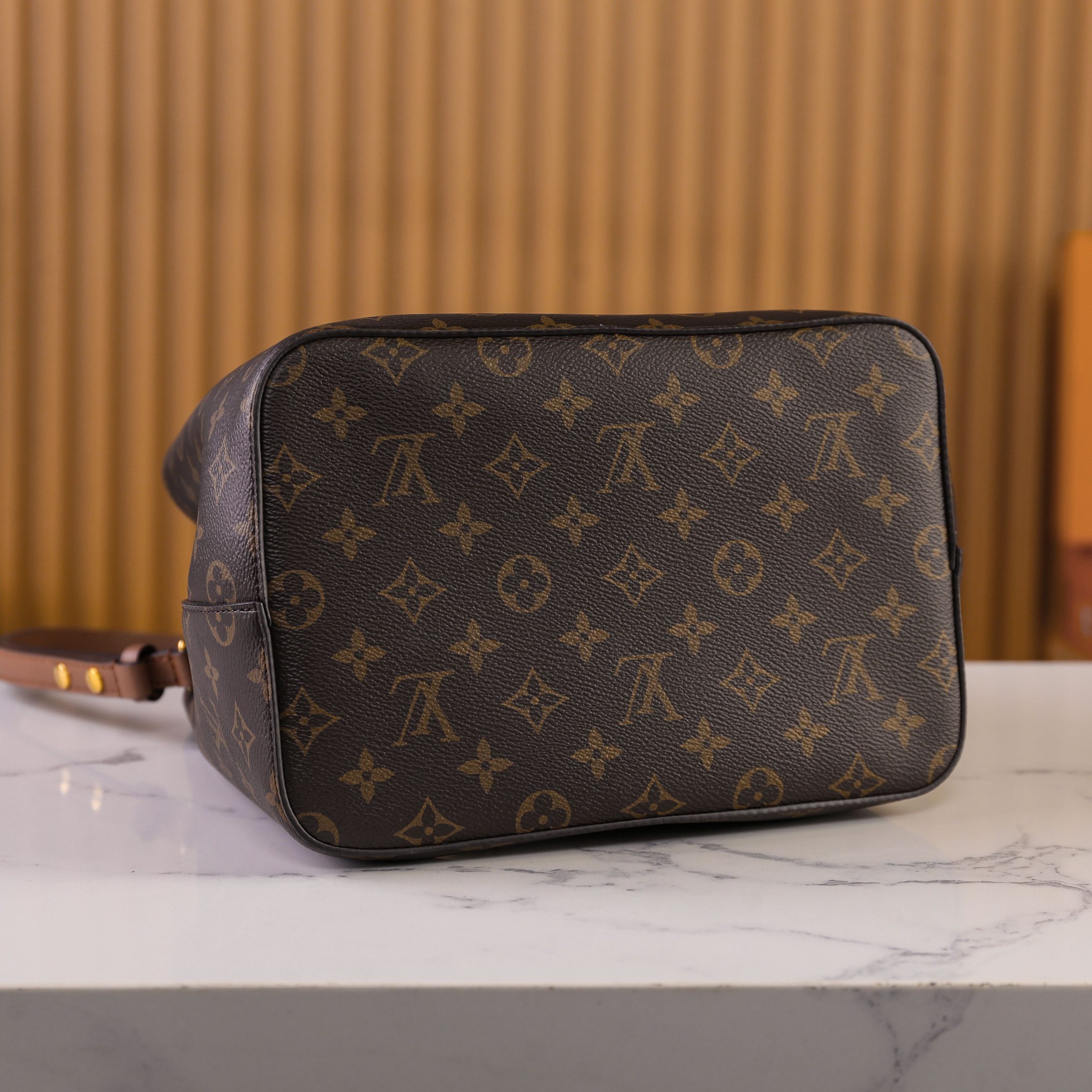 20240627/LouisVuitton_M44887